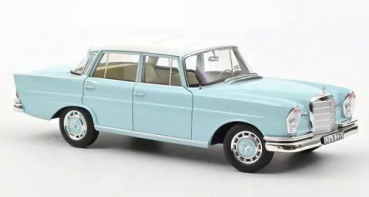 183920 Mercedes-Benz 220 S 1965 Light Blue 1:18